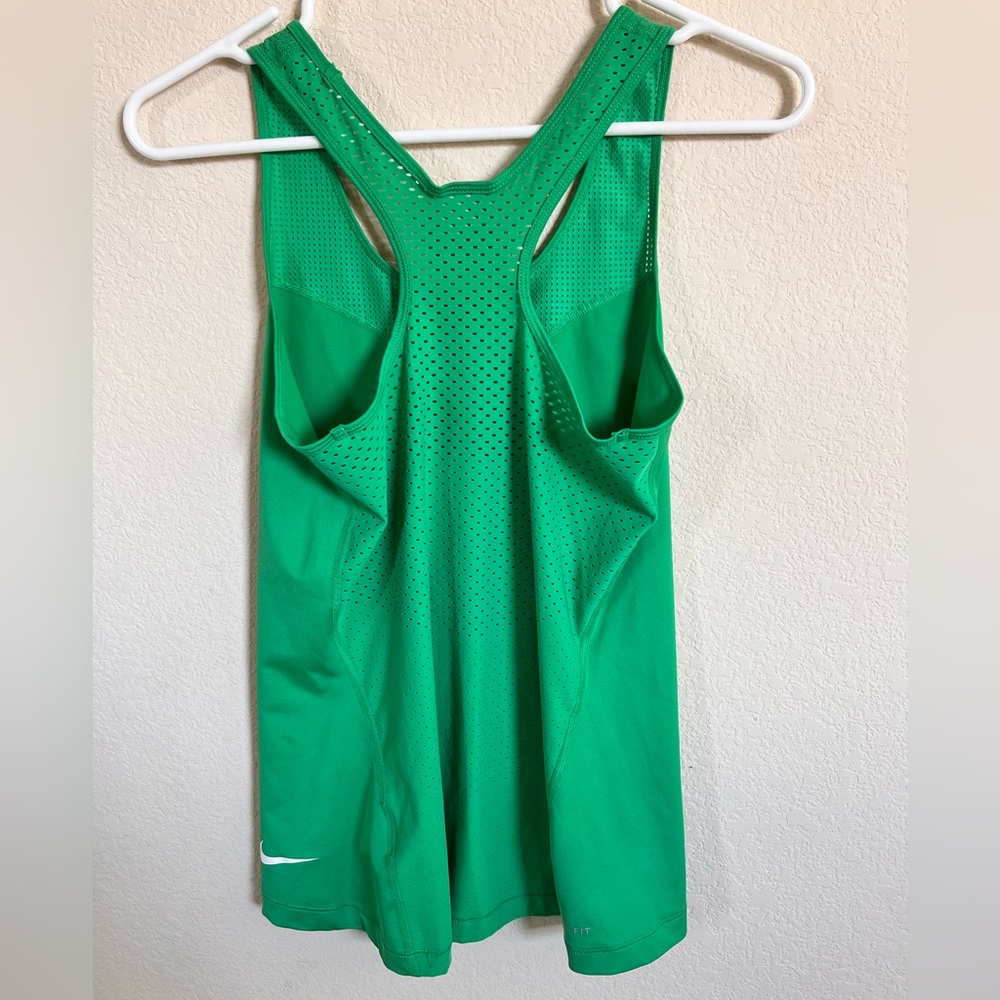 Nike: Running Tank Top in green size M. - Picture 2 of 2
